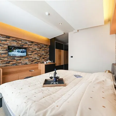 Kraljevi Cardaci 4*