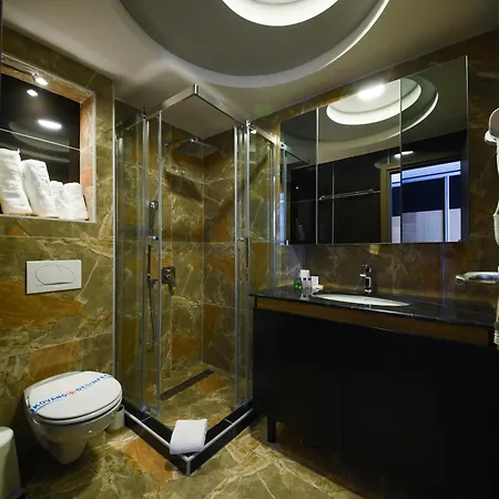 Kraljevi Cardaci Hotel 4*